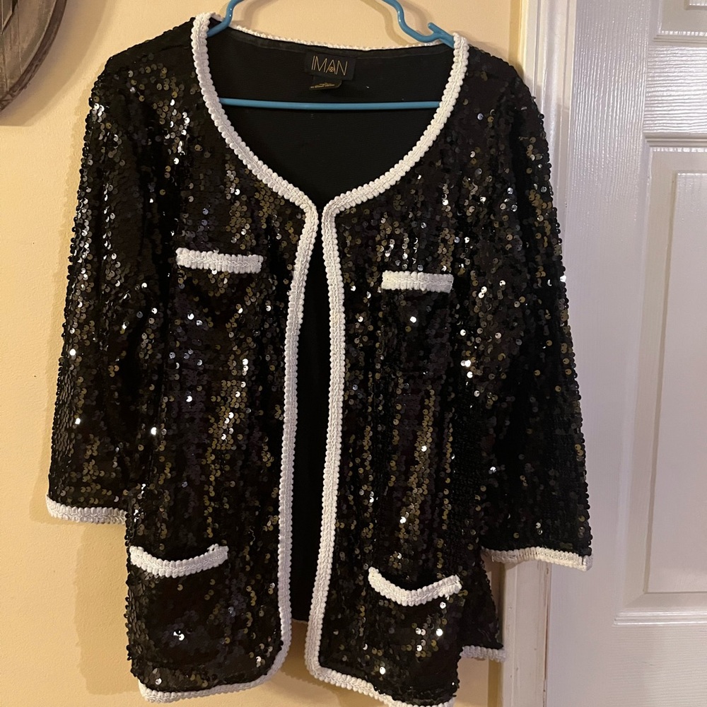 Beautiful black sequin jack worn once… for my social group